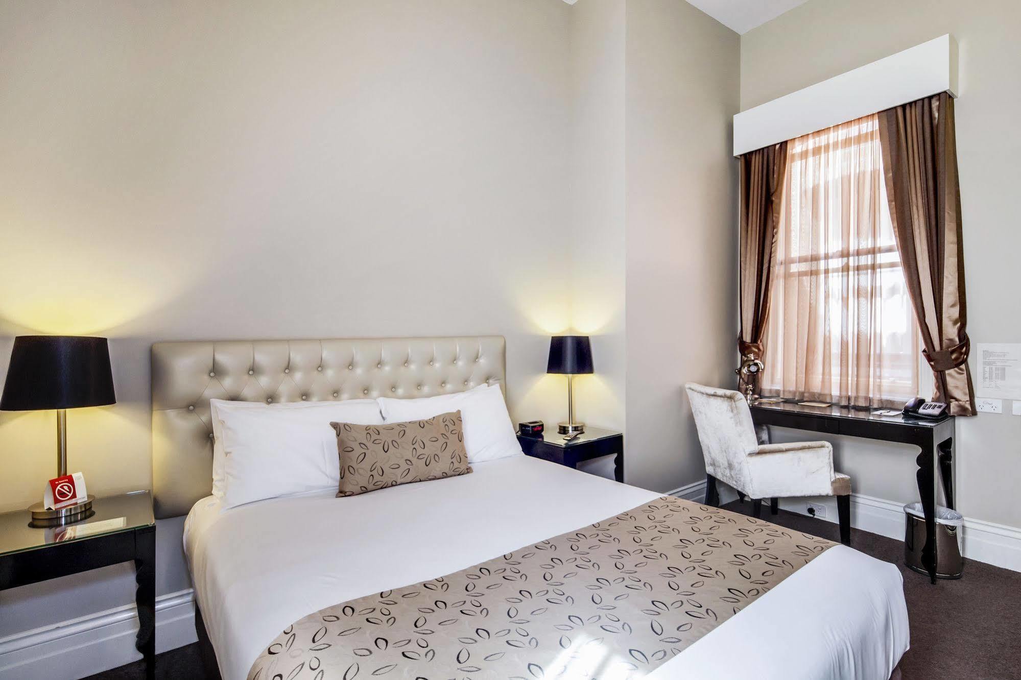 Quality Inn The George Hotel Ballarat Exteriör bild